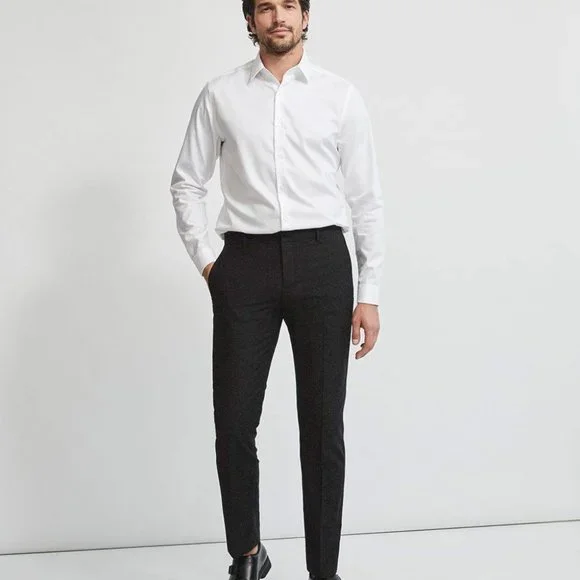 RW&Co. Tailored Fit Solid Twill Dress Shirt - Picture 3 of 9